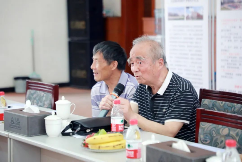 跨越三十年 再谱新篇章——伟德国际1949召开老干部座谈会