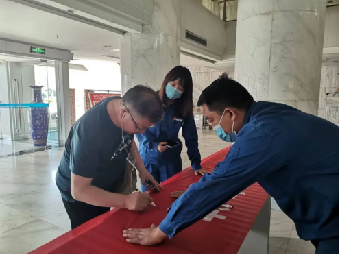 伟德国际1949“安全生产月”活动启动