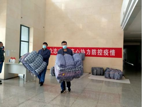 月光战“疫”笔记∣心在一起 无惧风雨 抗击疫情 有我有你——伟德国际1949光伏新材料抗击疫情纪实