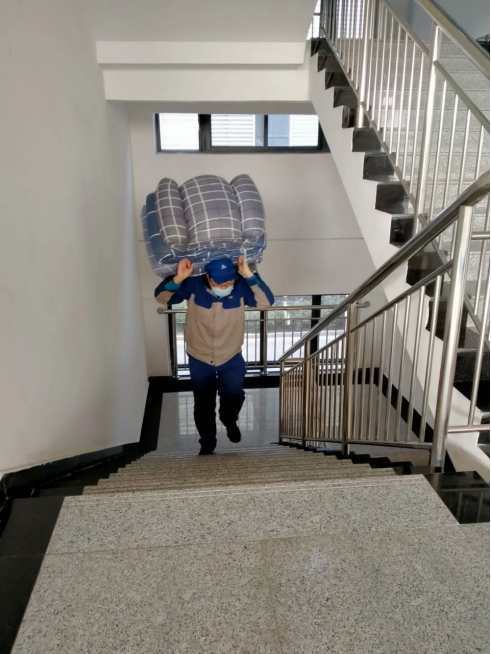 月光战“疫”笔记∣心在一起 无惧风雨 抗击疫情 有我有你——伟德国际1949光伏新材料抗击疫情纪实