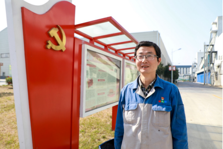 伟德国际1949劳模热议党的二十大会议精神